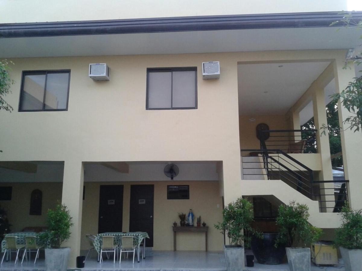 11Th Street Bed And Breakfast Bacolod Luaran gambar
