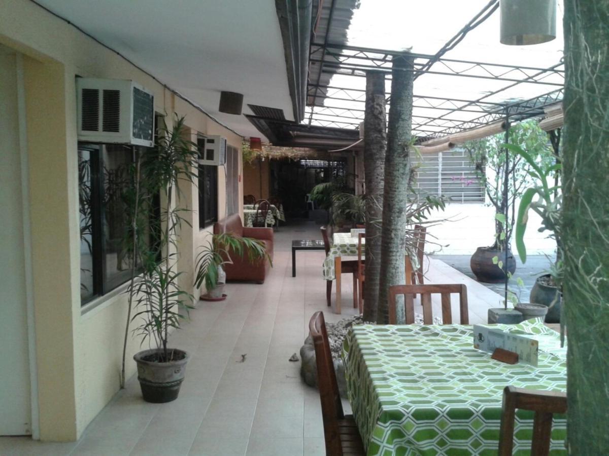 11Th Street Bed And Breakfast Bacolod Luaran gambar